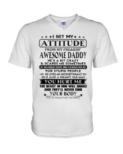 LOVES ME UNCONDITIONALLY - BEST GIFT FOR DAUGHTER V-Neck T-Shirt tile