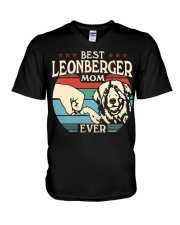 Best Mom Ever - Leonberger V-Neck T-Shirt tile