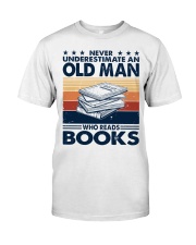 Never Underestimate - Reading Classic T-Shirt front