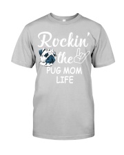 pug mom life Classic T-Shirt tile