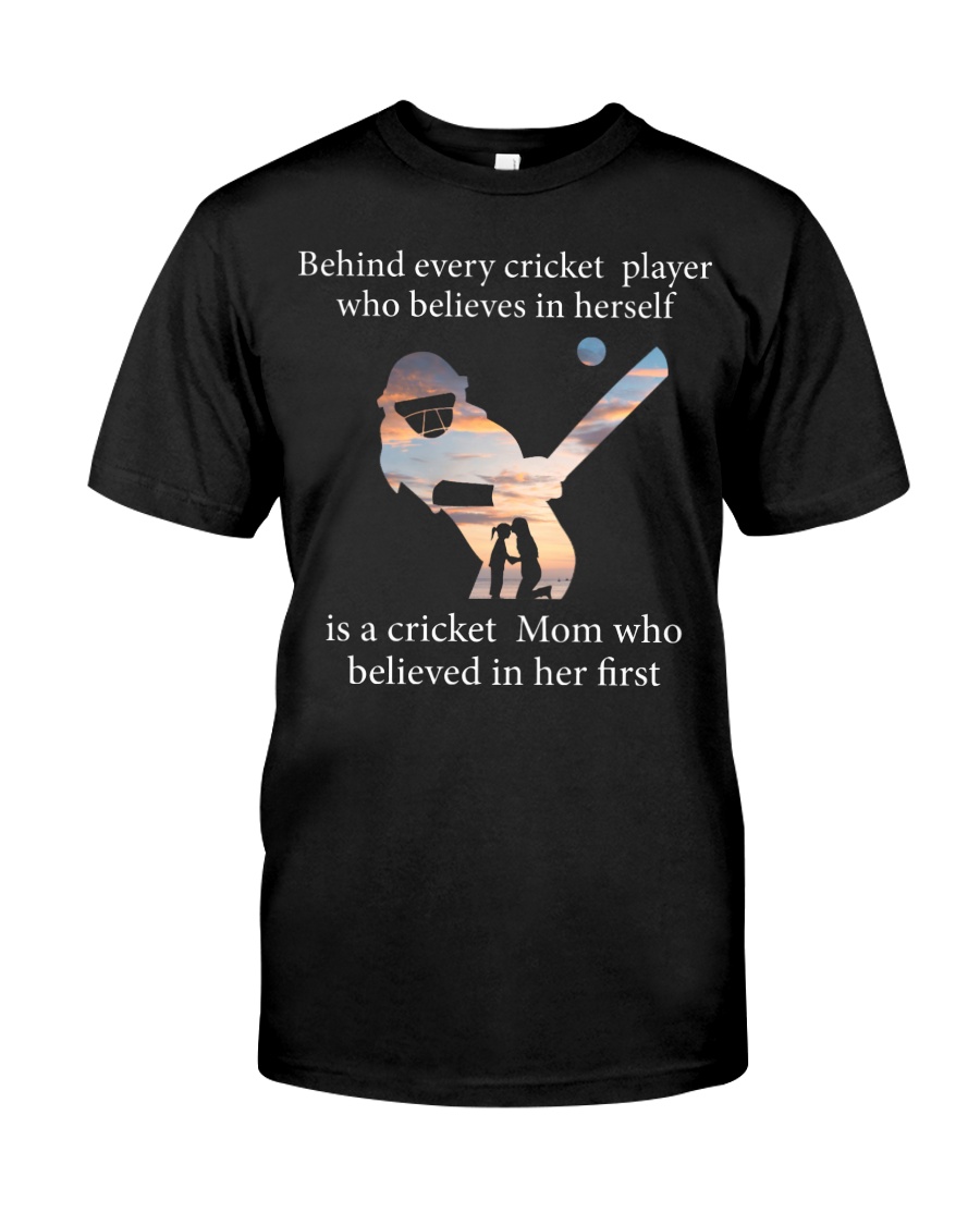 Cricket Mom Classic T-Shirt