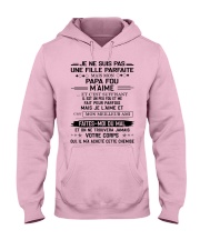 JE NE SUIS PAS UNE FILLE PARFAITE Hooded Sweatshirt thumbnail