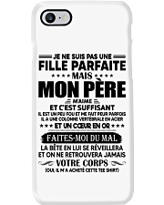 JE NE SUIS PAS UNE FILLE PARFAITE Phone Case tile