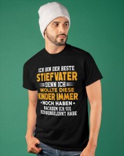 ICH BIN DER BESTE STIEFVATER Classic T-Shirt apparel-classic-tshirt-lifestyle-front-86