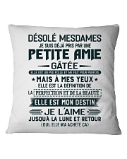 DESOLE MESDAMES JE SUIS DE JA PRIS PAR UNE Square Pillowcase tile