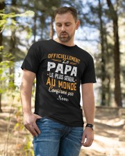 OFFICIELEMENT LE PAPA LE PLUS GENIAL AU MONDE Classic T-Shirt apparel-classic-tshirt-lifestyle-front-49