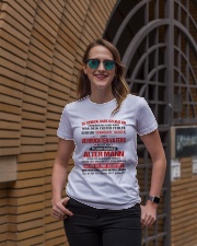 ICH BIN EINE VERWOHNTE TOCHTER Premium Fit Ladies Tee lifestyle-women-crewneck-front-2