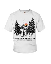 Keep your soul clean and your boót dirty Youth T-Shirt thumbnail