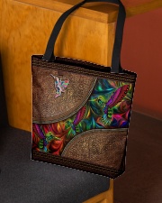 Coloful Hummingbirds Leather Pattern Print All-over Tote aos-all-over-tote-lifestyle-front-02