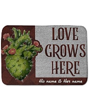 Love Grows Here Bath Mat tile