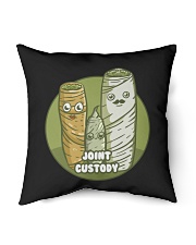 Joint custody Indoor Pillow tile