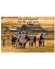 Cow Poster PHT062005A07VT0605 17x11 Poster front