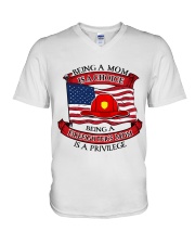 Firefighter's Mom V-Neck T-Shirt tile