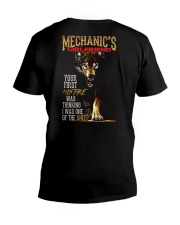 MECHANIC'S GIRLFRIEND - I'M THE WOLF V-Neck T-Shirt thumbnail