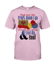 Knitting Classic T-Shirt tile