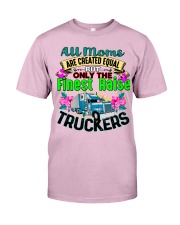 Trucker's Mom Classic T-Shirt tile