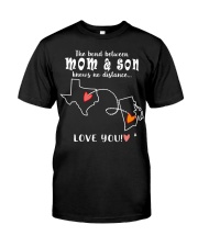 43 39 TEXAS RHODE ISLAND MOM SON Classic T-Shirt front