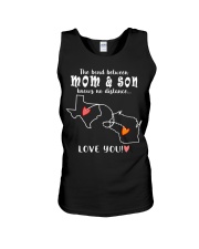 43 49 TEXAS WISCONSIN MOM SON Unisex Tank tile