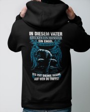 GM Es ist deine wahl auf wen du triffst Hooded Sweatshirt apparel-hooded-sweatshirt-lifestyle-back-48