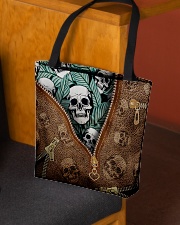 Tropical skull All-over Tote aos-all-over-tote-lifestyle-front-02