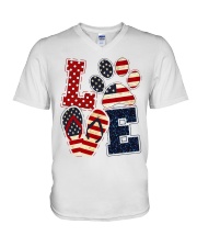Love Independence day V-Neck T-Shirt tile