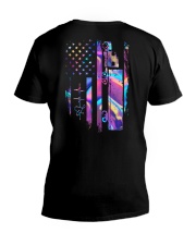 Trucker holographic heart V-Neck T-Shirt tile