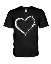 Love video games V-Neck T-Shirt tile