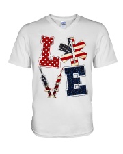 Love Independence day V-Neck T-Shirt tile