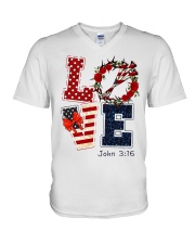 Love God Independence day V-Neck T-Shirt tile