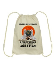 Never underestimate a black woman Drawstring Bag tile