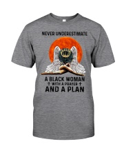 Never underestimate a black woman Classic T-Shirt front
