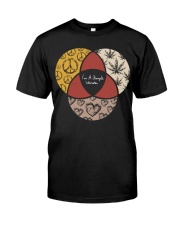 I'm a simple woman Classic T-Shirt front