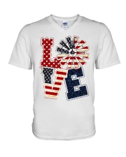 Love Independence day V-Neck T-Shirt tile
