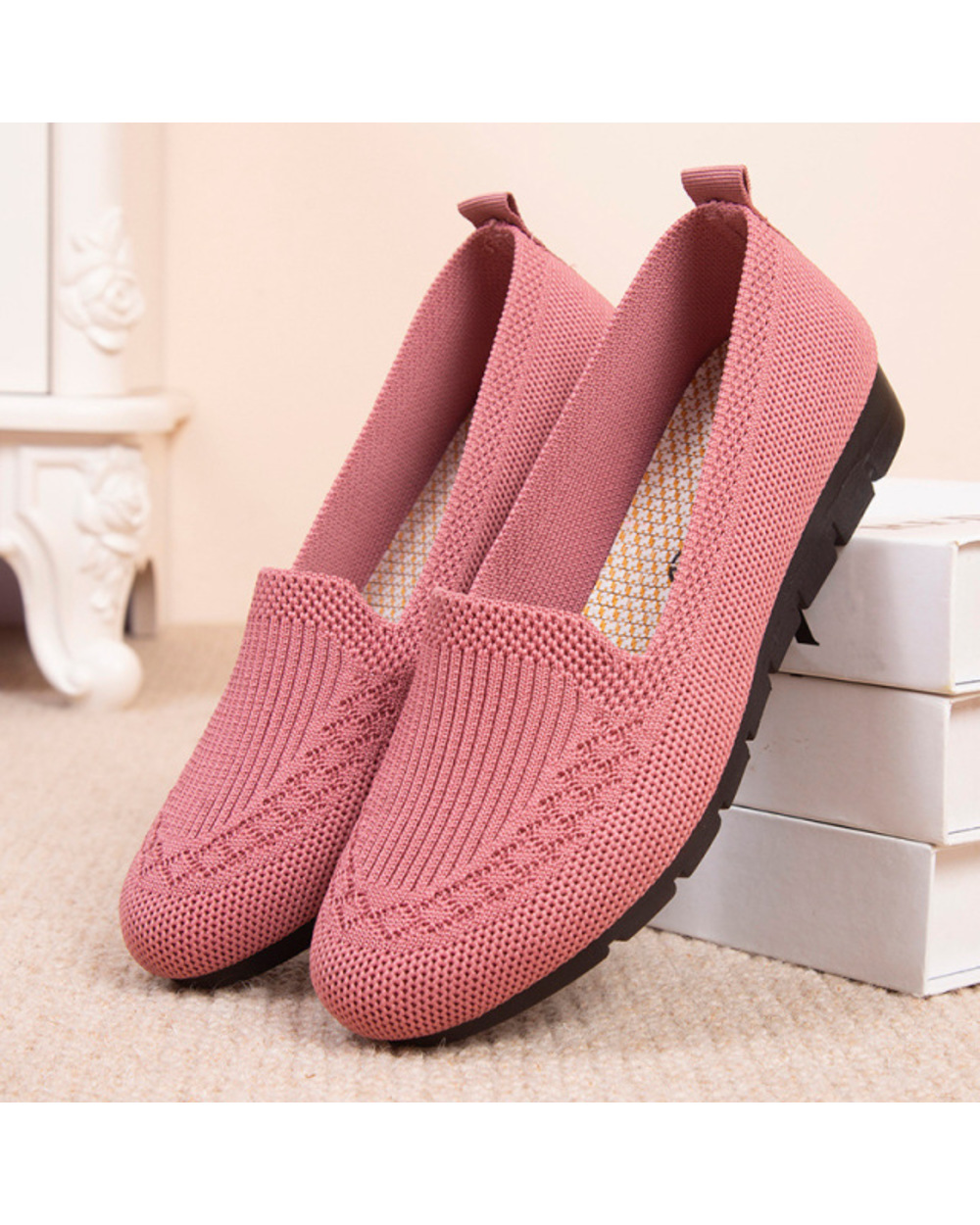 Casual Shoes for Women Breathable Comfortable Lightweight Slip-on Flat Shoes template