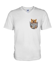 Corgi Lover 1 V-Neck T-Shirt tile