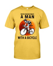 cycling never a man Classic T-Shirt front
