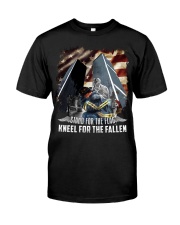 Firefighter - Twin Towers 09-11 New York Classic T-Shirt front