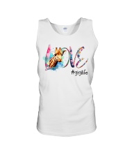 Love Giraffe Gigi Unisex Tank tile
