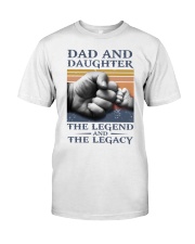 T-SHIRT - DAD AND DAUGHTER - VINTAGE Classic T-Shirt front