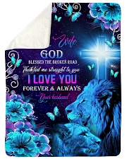 To My Wife - Lions - Cross - God Blessed Sherpa Fleece Blanket tile