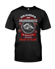 Christmas - Grandpa And Granddaughter - T-shirt Classic T-Shirt front