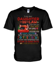 TO MY DAUGHTER-IN-LAW - QUILTING - CIRCUS V-Neck T-Shirt thumbnail