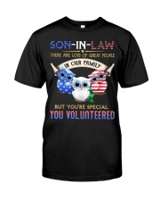 T-SHIRT - SON-IN-LAW - OWL - YOU VOLUNTEERED Classic T-Shirt front
