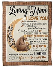 DAUGHTER TO MOM Fleece Blanket tile