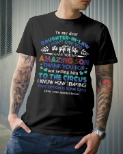 TO MY DAUGHTER-IN-LAW - FUNNY T-SHIRT - CIRCUS Classic T-Shirt lifestyle-mens-crewneck-front-6