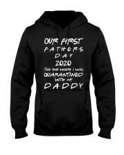 T-SHIRT - DAD AND CHILD - QUARANTINED Hooded Sweatshirt tile