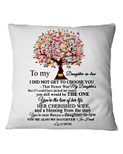 MOM TO DAUGHTER IN LAW Square Pillowcase thumbnail
