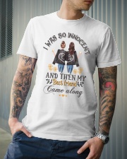 Bestie - T-Shirt Classic T-Shirt lifestyle-mens-crewneck-front-6