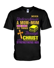 Never Underestimate A Mom-Mom V-Neck T-Shirt tile