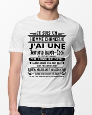 Je suis un homme chanceux - T03 Mars Classic T-Shirt lifestyle-mens-crewneck-front-13